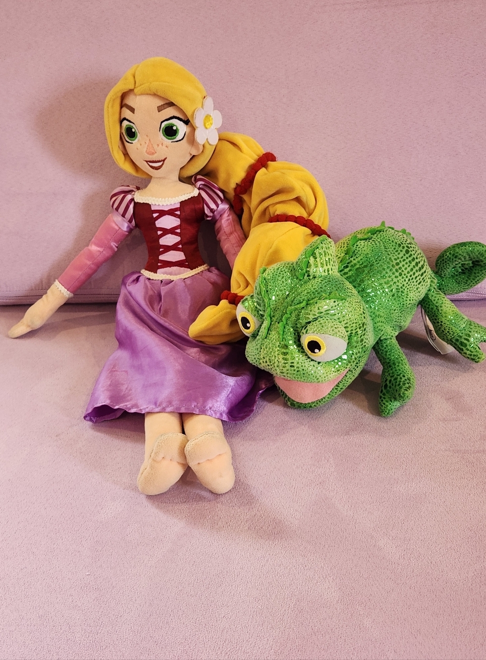 2016 Disney Store Plush Tangled 18in Rapunzel & Disney Parks Pascal Bundle of 2